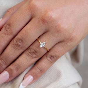 Bague en or jaune massif 18 carats avec diamant naturel taillé en marquise bijoux en or massif pour cadeau d'anniversaire - Product Image 3