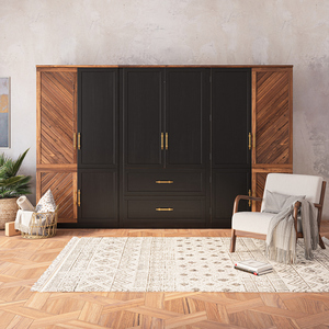 Armario de Madera de Teca Moderno Extra Grande con Puertas en Espiga y Almacenamiento Colgante para Dormitorio, Apartamento u Hotel - Product Image 1