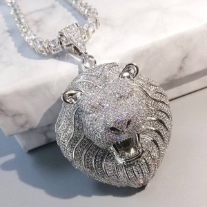 Pendentif VVS Diamant Visage de Lion Personnalisé Plaqué Or Blanc 18K Style Hip Hop Glacé pour Hommes et Femmes Tenue de Fête - Product Image 1