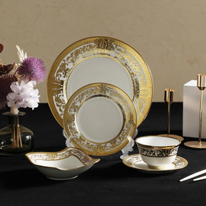 Service de table en porcelaine fine dorée en relief de luxe avec un design moderne élégant, résistant à la chaleur et lavable au lave-vaisselle pour 4 personnes - Product Image 1