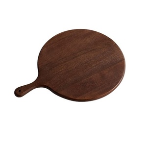 Tabla de cortar de madera redonda de primera calidad de madera dura de origen sostenible para la cocina del hogar Elevar la experiencia culinaria - Product Image 1