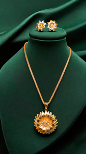 Conjunto de pendientes de collar de precios asequibles con conjunto de pendientes de collar de estilo moderno chapado en oro de 22 quilates a la venta por exportadores - Product Image 3