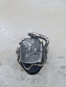 Bague Serpent Tendance Faite à la Main en Argent Sterling 925 avec Quartz Synthétique et Placage Rhodium - Cadeau & Fête Istanbul - Product Image 4