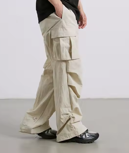 Pantalon cargo décontracté personnalisé en nylon Pantalon de parachute de jogging à sueur empilée Pantalon de parachute pour hommes Pantalon de survêtement baggy en nylon évasé à jambe large droite - Product Image 3