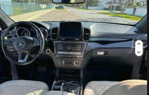 Mercedes-Benz GLS 550 2017 Usado, Conducción Izquierda/Derecha, Entrega Rápida - Product Image 5