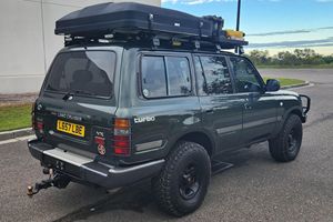 MEILLEURE OFFRE - LANDCRUISERS VX 4WD SUV 1993 - ÉTAT IMPECCABLE - PRÊT À L'EXPORTATION - CHOIX PREMIUM - FIABLE - TOUT-TERRAIN - Product Image 5