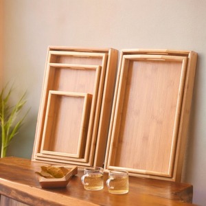 Bandeja para servir de madera de acacia decorativa personalizada con asas para uso doméstico Bandeja de comida de desayuno de madera de bambú para servir café y té - Product Image 1