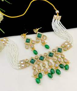 Collier de diamants Monalisa de qualité supérieure serti de belles boucles d'oreilles assorties vêtements de fête élégants et bijoux de mariage pour femmes - Product Image 2