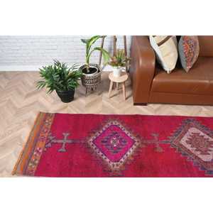 พรมเฮอร์กีตุรกี ขนาด 2.3x13.1 ฟุต (70x398 ซม.) สีแดงลายอิคัตแบบวินเทจ - Product Image 2