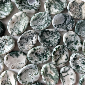 Ágata Cristalina Natural de Curación, Piedra de Bolsillo para Aliviar la Ansiedad, 35x45 mm, Cristal para Masaje de Chakras, Venta al por Mayor - Product Image 5