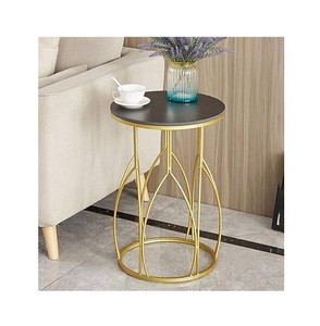 Petite table d'appoint ronde à base de métal en acier doré avec dessus en verre Salon Usage domestique avec tout neuf de haute qualité - Product Image 6