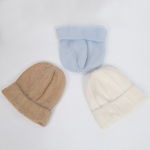Bonnet en tricot doux pour femme, chaud et extensible en acrylique, style minimaliste, pour l'hiver, décontracté, pour l'extérieur, accessoire de mode, usage quotidien - Product Image 2