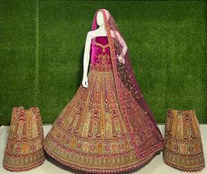 Vestido de terciopelo Lehenga Choli para adultos bordado con detalles de cuentas para ocasiones festivas DE LA India - Product Image 4