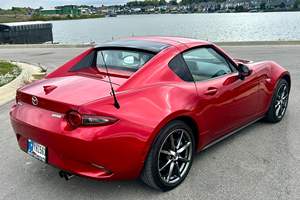 MAZDA MX-5 MIATA RF GRAND TOURING 2017 d'occasion, conduite à gauche/droite - Product Image 2