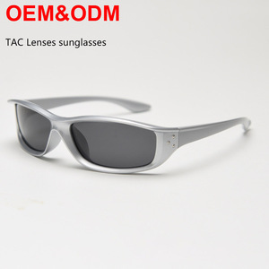 Nouvel Arrivage Lunettes de Soleil Carrées Y2K à Clous Futuristes Polarisées TAC UV400 pour Extérieur Monture TR90 Tendance Unisexe Chic et Audacieuses - Product Image 1
