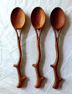 VIET FARGIMEX Cuillères en bois sculptées à la main Longs ustensiles naturels écologiques et faits à la main pour la vente en gros - Product Image 3
