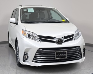 Toyota Sienna <span class=keywords><strong>SE</strong></span> Premium 8 places FWD 3.5L V6 SMPI DOHC 8 vitesses automatique, modèle <span class=keywords><strong>2020</strong></span>, d'occasion - Product Image 1