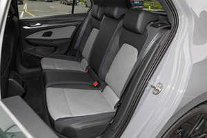 Sedán Compacto Turbo Usado 2025, Volante a la Izquierda, Automático, Apto para Taxi y Servicios de Transporte en Línea - Product Image 5