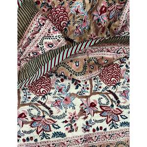 Colcha de Algodón Estampada a Mano de Alta Calidad, Colcha Kantha Hecha a Mano para el Hogar, Diseño Floral de Patchwork para Verano e Invierno - Product Image 1