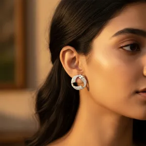 Boucles d'oreilles Huggie pour femmes en argent 925 plaqué argent, micro-incrustation géométrique, classiques, à porter au quotidien - Product Image 3
