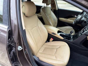 รถยนต์มือสองคุณภาพดีราคาประหยัด ปี 2015 ฮุนได แอซีรา พวงมาลัยซ้าย - Product Image 4