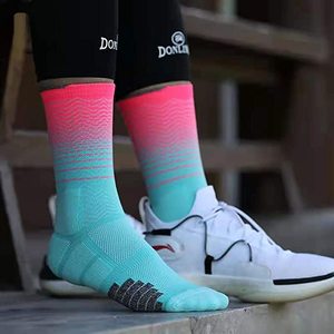 Chaussettes de compression de performance d'équipage athlétique 2025 pour le basket-ball et l'entraînement sportif à coussin épais pour le printemps - Product Image 2