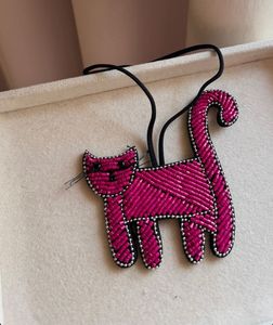 Porte-clés en tissu perlé avec logo personnalisé de haute qualité, bracelet de poignet, porte-clés, accessoire cadeau pour l'école - Product Image 1