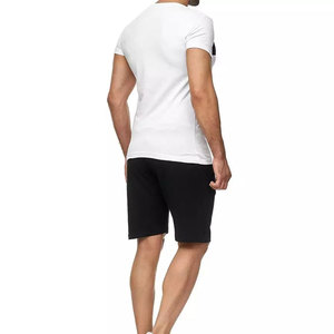 En stock Camiseta y pantalones cortos al por mayor Hombres Moda Ropa deportiva Conjuntos de manga corta Camisas y pantalones cortos Conjuntos - Product Image 3