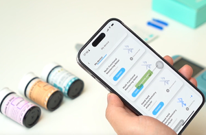 <span class=keywords><strong>Medidor</strong></span> <span class=keywords><strong>de</strong></span> creatinina en sangre 5 en 1, ácido úrico, glucosa, HB, EGFR, <span class=keywords><strong>medidor</strong></span> <span class=keywords><strong>de</strong></span> creatinina en sangre portátil para pacientes con enfermedad renal, uso doméstico - Product Image 4