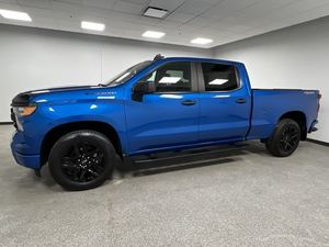 Chevrolet Silverado 2023 Custom Crew Cab 4WD 1500 d'occasion - Product Image 4