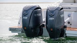 Moteur hors-bord Yamaha 200HP, moteur marin fiable, moteur de bateau à essence - Product Image 2