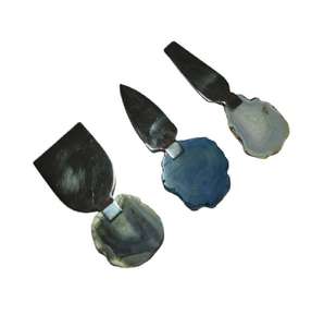 Elegante Juego de Cuchillos para Queso de Acero Inoxidable de 3 Piezas con Mangos de Resina Pulida, Apto para Lavavajillas y Ecológico - Product Image 2