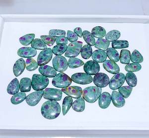 Rubí Natural de alta calidad en fucsita, cabujón de piedras preciosas sueltas, lote al por mayor de piedras preciosas naturales, fabricación de joyas - Product Image 1