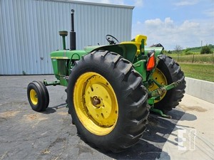 รถไถเดินตามรุ่นใหม่ ปี 1967 ยี่ห้อ Johnn 4020 สำหรับขาย ระบบขับเคลื่อน 4 ล้อ เครื่องยนต์ 160 แรงม้า  85 แรงม้า 75 แรงม้า 40 แรงม้า 70 แรงม้า 110 แรงม้า 120 แรงม้า 90 แรงม้า 100 แรงม้า พร้อมปั๊ม - Product Image 5