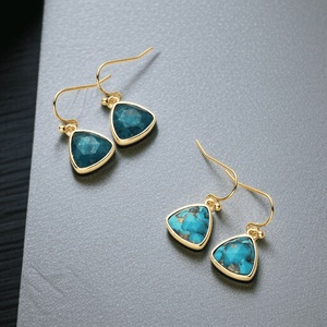 Fait à la main à facettes trillion forme cuivre Turquoise lunette réglage balancent boucles d'oreilles de luxe 925 en argent Sterling bijoux en gros - Product Image 3