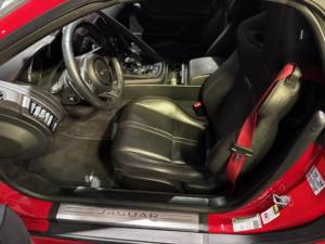 Limpio seminuevo 2016 Jagua-r R - Product Image 3