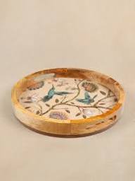 Plateau de service en bois et résine, étanche et fait main, design moderne pour l'art et les objets de collection, utilisé dans les foyers et pour les offrandes funéraires - Product Image 4