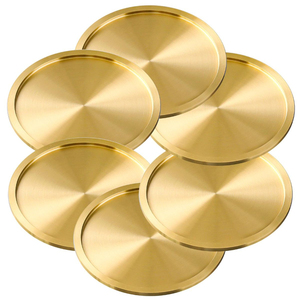 Posavasos y Alfombrillas Redondos de Metal Color Oro Latón para Servir Bebidas, Posavasos de Nogal para Té y Café con Soportes para Utensilios de Cocina - Product Image 2