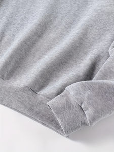Sweat-shirt d'hiver pour femme en polyester/coton de haute qualité, col à capuche décontracté, respirant, personnalisé, doublure courte sur le devant, fabriqué au Pakistan - Product Image 3