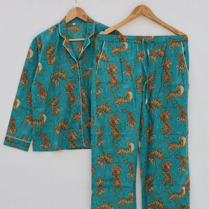 Ensemble de pyjamas en pur coton à imprimé tigre de luxe Costume de nuit doux pour femmes Cadeau de vêtements de nuit tissés décontractés parfaits pour elle - Product Image 1