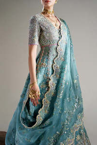 Elegante Vestido Maxi de Gasa con Encaje, Cristales y Volantes Bordados, Adorno a Mano para Mujer, Ropa de Fiesta de Boda Pakistaní e India - Product Image 4