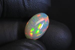 Impressionnant cabochon d'opale éthiopienne pierre de forme ovale polie lisse pierre précieuse d'opale éthiopienne idéale pour la fabrication de bijoux - Product Image 3
