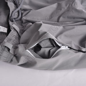 Pantalon de neige gris clair classique avec ceinture élastique coupe ample et couche intérieure chaude pour le temps froid - Product Image 5