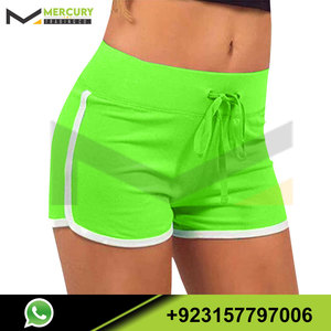 Shorts de course basiques personnalisés pour femmes, nouvelle conception rose respirante imprimée, vente en gros de vêtements de yoga pour femmes - Product Image 4