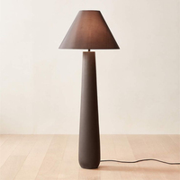 Lampe de sol d'entrepôt LED moderne jaune en fer, 56 pouces, personnalisable, haute luminosité, à intensité variable, respectueuse de l'environnement, pour une protection oculaire