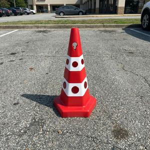 10pcs Cat's Eye Hexagonal Solar Road Studs 65cm Aluminium Traffic Cones with White Reflector Waterproof IP68 100% PC <b>Material</b> - Product Image 4