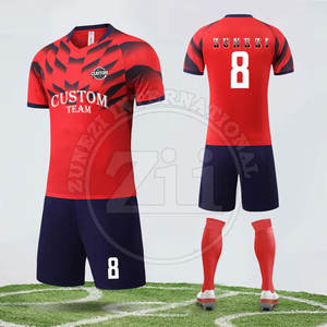 ชุดฟุตบอลดีไซน์ล่าสุด ผลิตโดยมืออาชีพ คุณภาพสูง ผลิตตามสั่ง 100% โพลีเอสเตอร์ ระบายอากาศได้ดี น้ำหนักเบา สำหรับทุกเพศ - Product Image 2