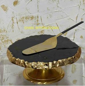 แท่นวางเค้กหินสีขาวสุดหรูพร้อมขอบสีทองและที่เข้าคู่กับเซิร์ฟเวอร์เค้กขนมหวานหรูหราสำหรับงานแต่งงานปาร์ตี้ที่บ้าน - Product Image 2