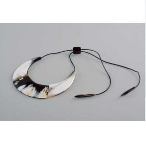 Collar de Cuerno de Búfalo Natural para Mujer Moderna con Perla, Hecho a Mano, Tacto Real, Diseño de Media Luna, Artesanía CC-9531, Regalo de Boda, Elegante - Product Image 3