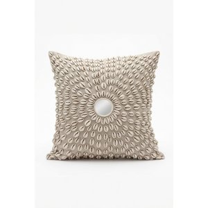 Cojín Decorativo Artesanal de Lino Ligero con Estampado Marino Cuadrado, Estilo Bohemio, Ecológico, con Diseño de Conchas Perla Costeras - Product Image 1